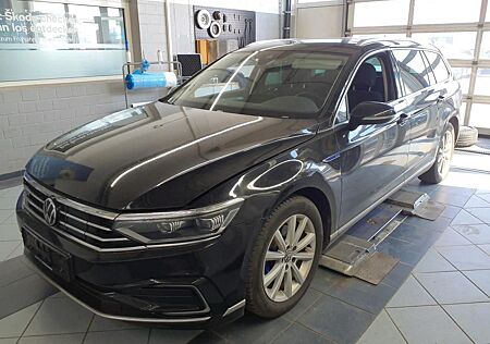 VW Passat Variant Volkswagen GTE 18Z./ACC/AHK/MATRIX/KAMERA/VC