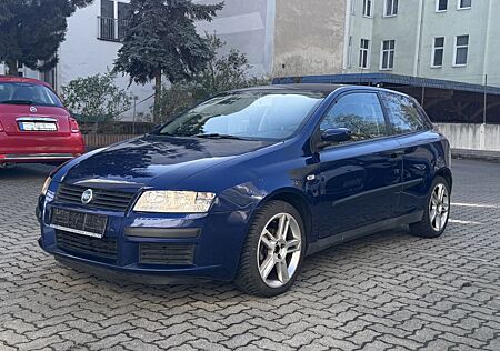 Fiat Stilo 1,4 90PS Radio Allwetterreifen KLIMA