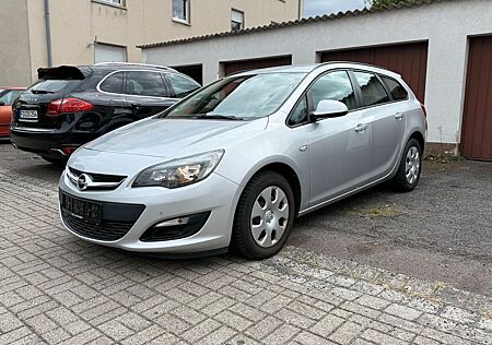 Opel Astra J Sports Tourer *STEUERKETTE NEU *TÜV NEU