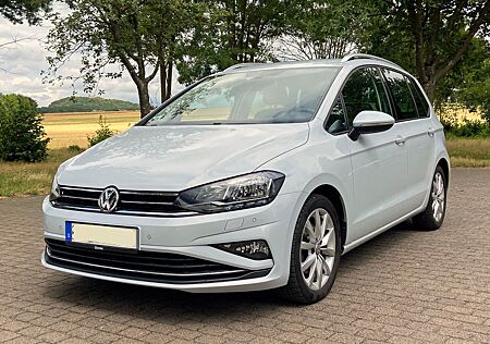 VW Golf Sportsvan Volkswagen 1.5 TSI ACT 110kW DSG Comfort...