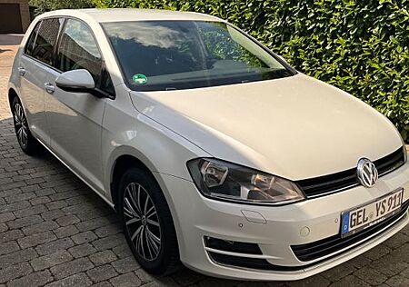VW Golf Volkswagen 1.2 TSI BMT ALLSTAR ALLSTAR
