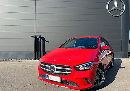 Mercedes-Benz B 180 DCT Progressive AHK Navi Spur Ambi MBUX