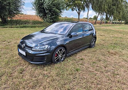 VW Golf Volkswagen 2.0 TDI GTD DSG