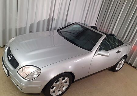 Mercedes-Benz SLK 200 SLK TOP Zustand wenig Kilometer