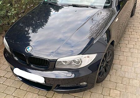 BMW 118i M Paket Cabrio | Carbon-Schwarz | Top