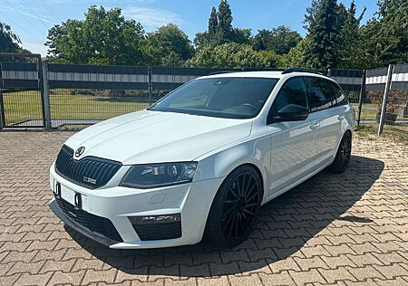 Skoda Octavia 2.0 TSI DSG RS 230 Combi RS