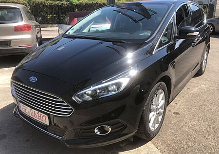 Ford S-Max Titanium.Pano.Leder.Auto.LED.Navi 7 Sitze