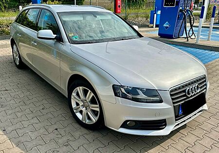 Audi A4 2.7 TDI (DPF) multitronic Ambiente Avant ...
