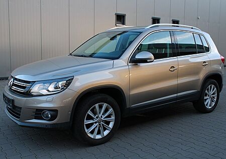 VW Tiguan Volkswagen 2.0 TDI Sport&Style 4Motion AHK/Panorama