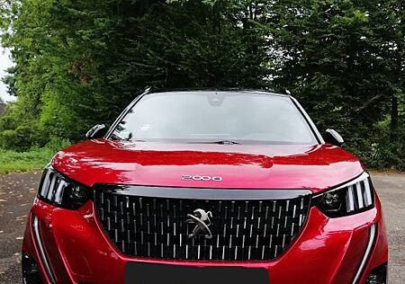 Peugeot 2008 PureTech 130 EAT8 GT GT