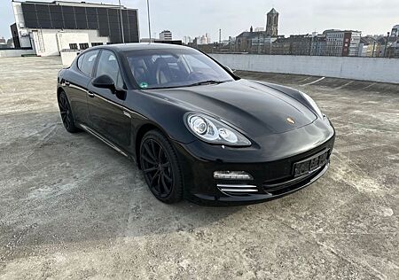 Porsche Panamera 4,FULL SERVICE ,Xenon,Navi,Klima