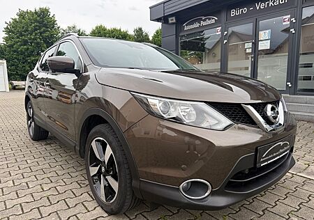 Nissan Qashqai N-Connecta*Panoramadach*SHZ*Navi*KAMERA