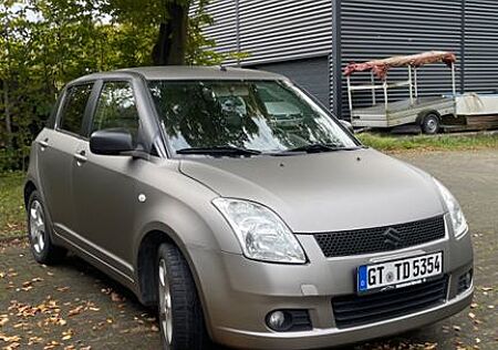 Suzuki Swift 1.3 Comfort Dance * TÜV NEU *