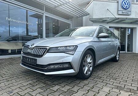 Skoda Superb Combi 1.4TSI IV DSG STYLE*LED*NAVI*PDC*17