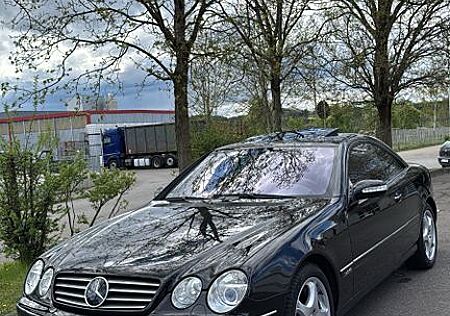 Mercedes-Benz CL 600 - V12 Biturbo 5.5 L