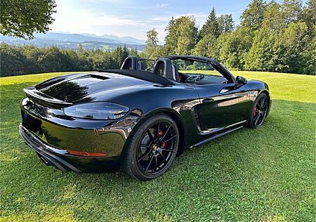 Porsche Boxster GTS 4.0 Sportabgasanl.,Navi,LED, Int.Pak