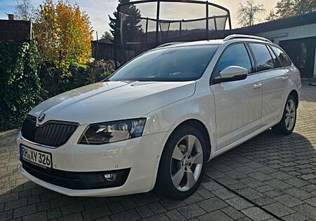Skoda Octavia 1.6 TDI Elegance Combi Elegance