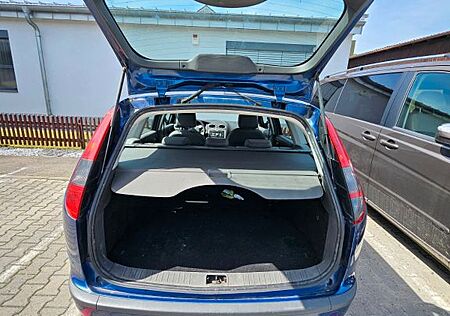 Ford Focus 1,6 Ti-VCT Style Style