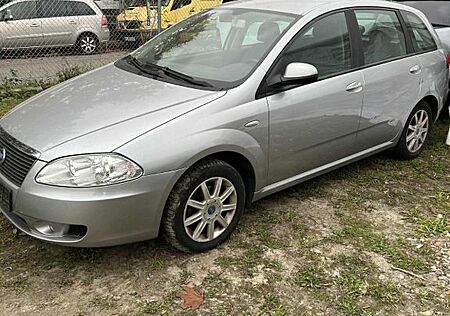 Fiat Croma 2.2 16V Dynamic Dynamic