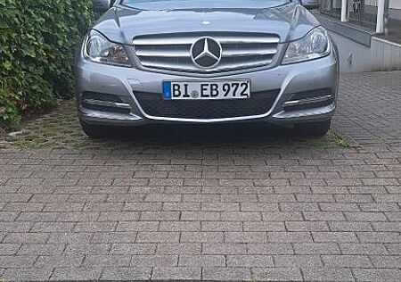 Mercedes-Benz C 180 T -
