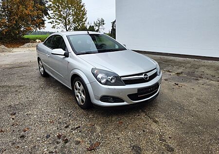 Opel Astra Cosmo 1.6 TWINTOP