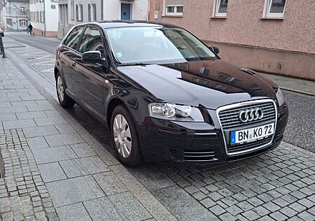 Audi A3 1.6 Attraction Attraction Scheckheft gep