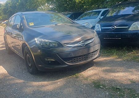 Opel Astra J Sports Tourer Edition