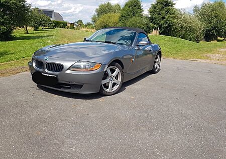 BMW Z4 2.2i -