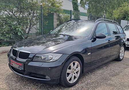 BMW 320d Baureihe 3 Touring Automatik/Navi/Panorama