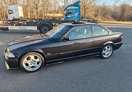 BMW 328i Coupe