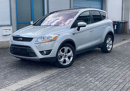 Ford Kuga 2,0 TDCi 4x4 120kW Titanium (1. Hand/PANO)