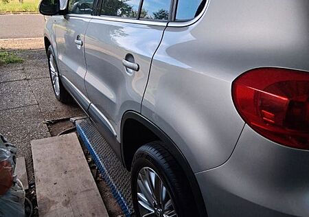 VW Tiguan Volkswagen 2.0 TDI 130kW 4MOT BMT CUP Sport & St...