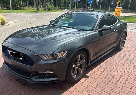 Ford Mustang 3.7 2015