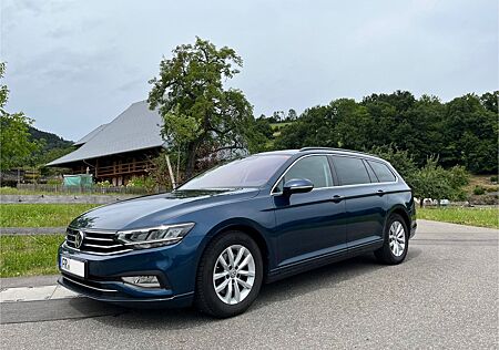 VW Passat Variant Volkswagen 1.6 TDI SCR DSG Business Vari...
