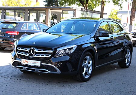 Mercedes-Benz GLA 200 CDI 100kW NAVI*PDC