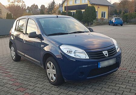 Dacia Sandero 1.4 MPI - Servo/ZV/ 1. Hand