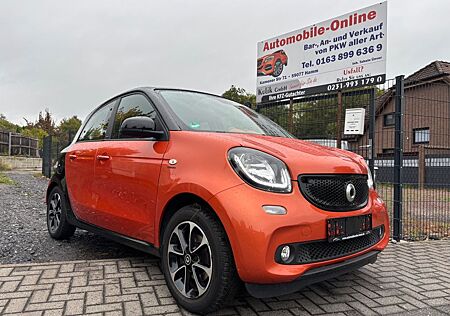 Smart ForFour Basis 66kW //Navi// Panoramadach