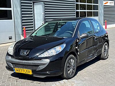 Peugeot 206 + 1.1 XR, AHK