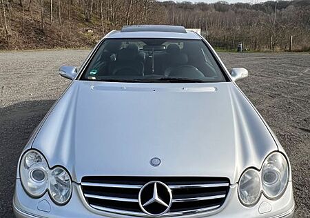 Mercedes-Benz CLK 280 Avantgarde