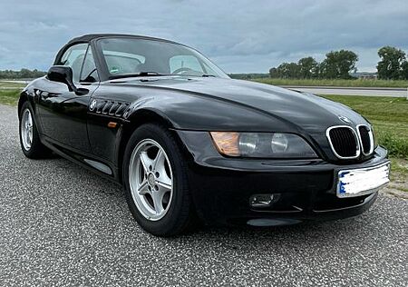 BMW Z3 Roadster 1.9 140 PS ( 318 is ) Aut. kein Rost