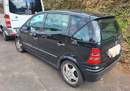 Mercedes-Benz A 190 AVANTGARDE PICCADILLY Lang Avantgarde