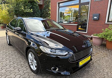Ford Mondeo Lim. Titanium VOLL! AUT LED KAM NAVI 1HND