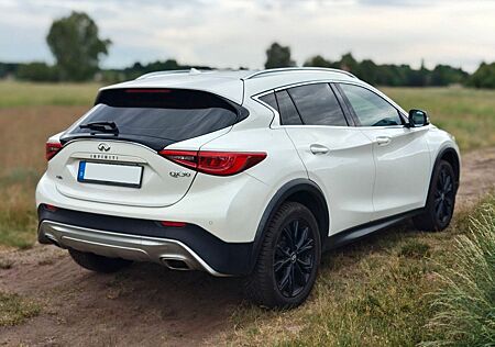 Infiniti QX30 2.2d DCT AWD Luxe Tech Luxe Tech Tüv Neu