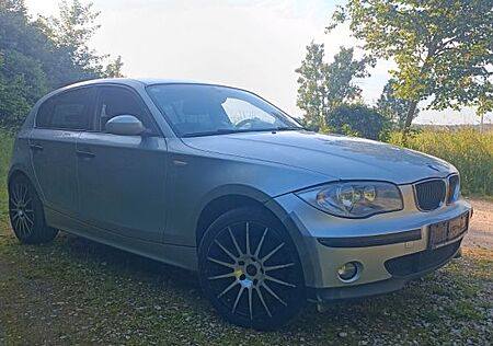 BMW 116i -Mit 18 Zoll, Neu TÜV, Steuerkette.