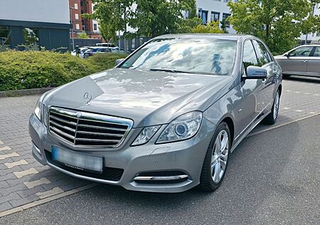 Mercedes-Benz E 200 AVANTGARDE, SHZ, NAVI, XENON