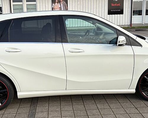 Mercedes-Benz B 220 d DCT -