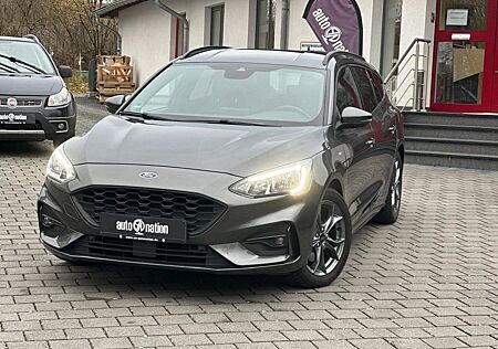 Ford Focus 1.0 Eco ST-Line NAVI SHZ LHZ TEMP PDC v+h