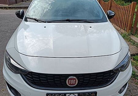 Fiat Tipo 1.6 MultiJet S-DESIGN DCT S-DESIGN