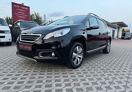 Peugeot 2008 Allure,Klimaautom,Sitzhz,Tempo,Navi,PDC....