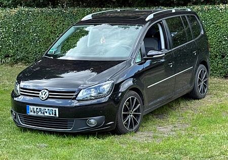 VW Touran Volkswagen 2.0 TDI 130kW DSG Highline Highline